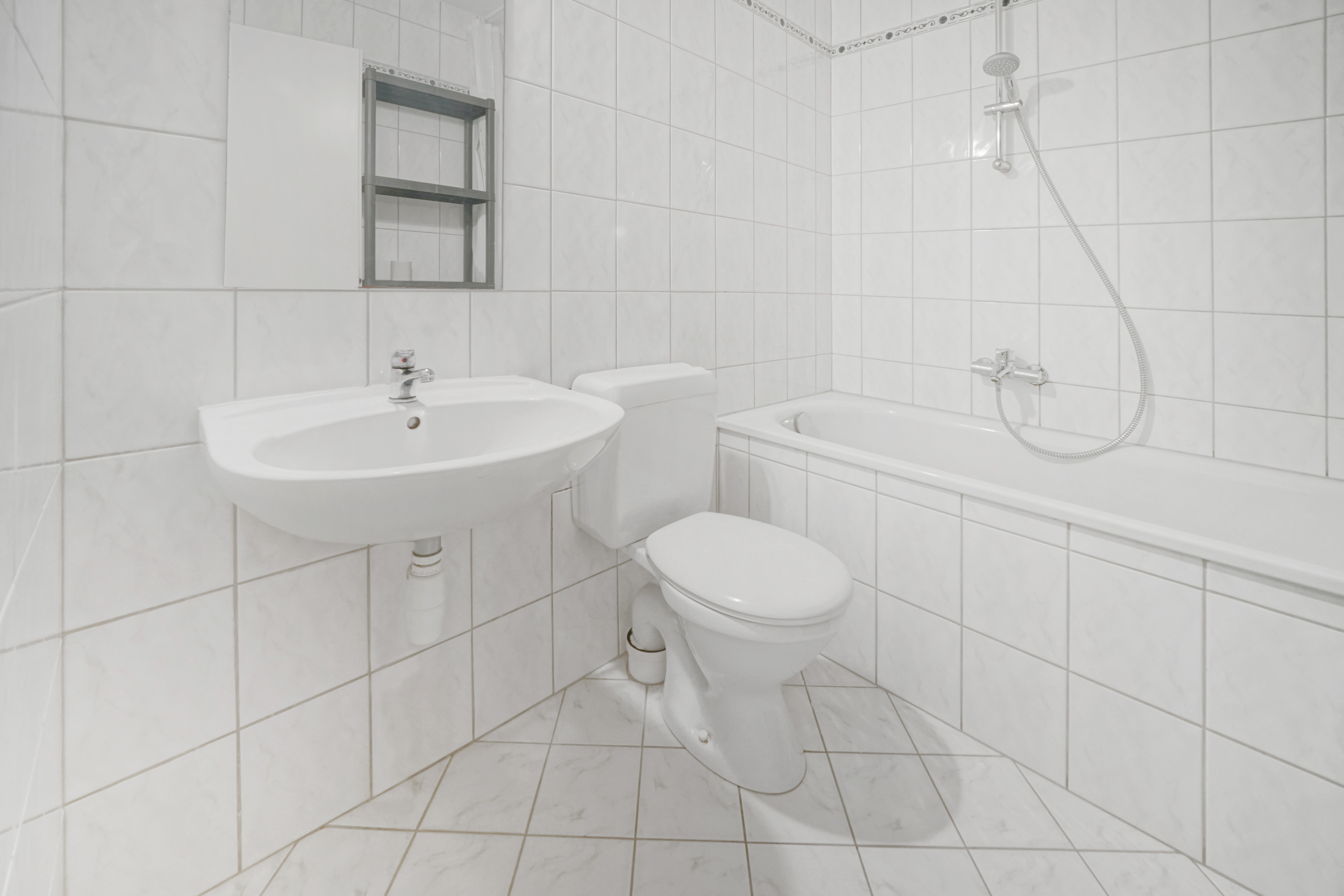 SIQUET B4 SDB BAIGNOIRE.JPG