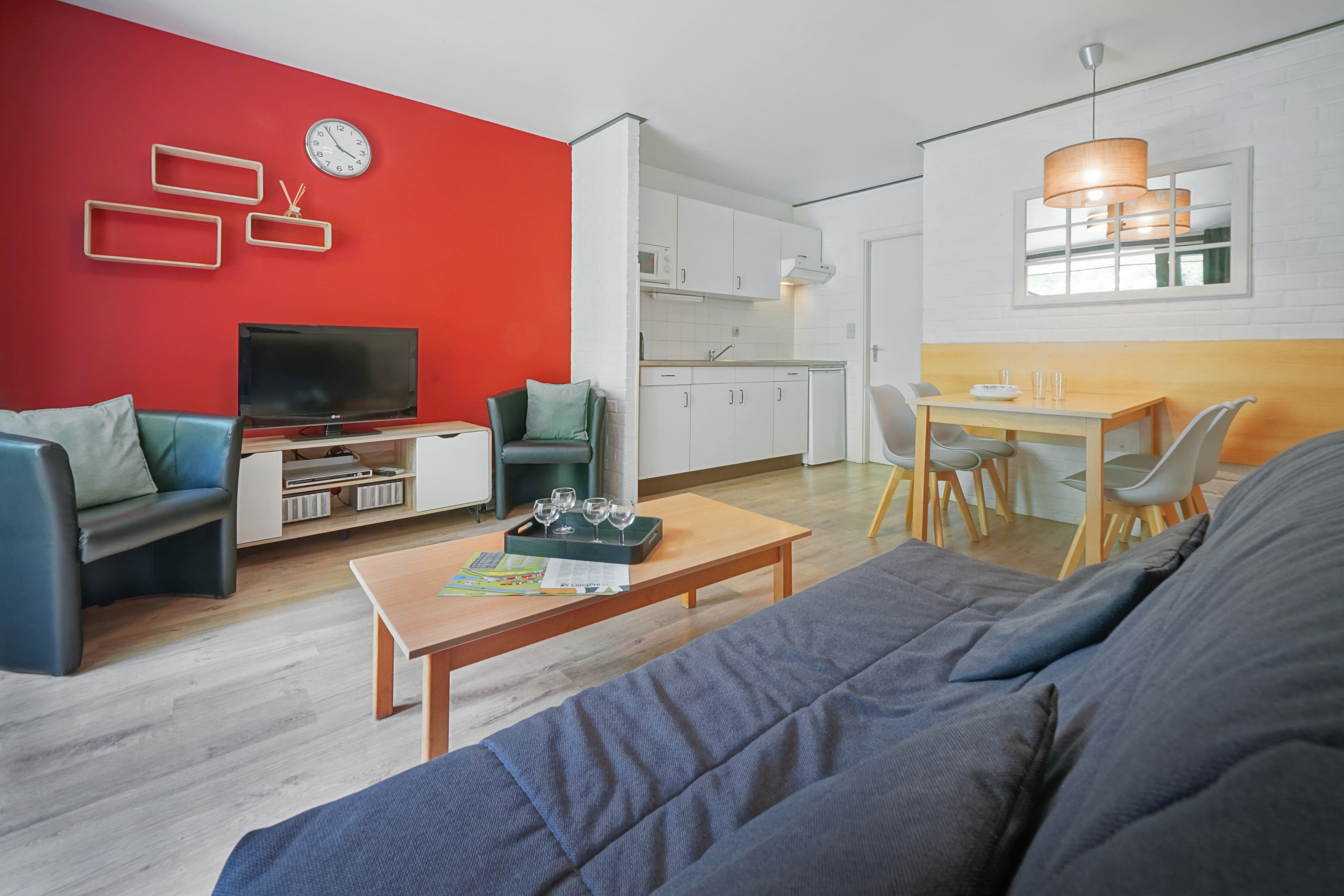 SIQUET B4 LIVING224.JPG