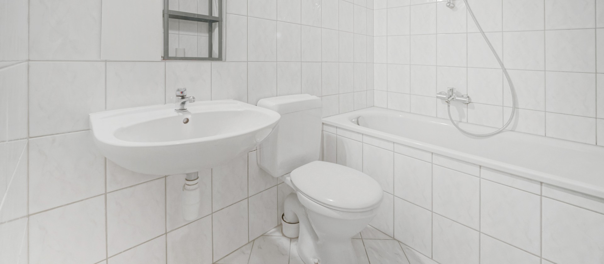 SIQUET B4 SDB BAIGNOIRE.JPG